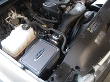 Load image into Gallery viewer, Volant 01-06 Chevrolet Avalanche 2500 8.1 V8 Pro5 Closed Box Air Intake System