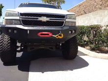 Load image into Gallery viewer, Road Armor 03-07 Chevy 2500 Stealth Front Winch Bumper - Tex Blk
